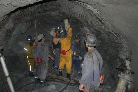 道县工程爆破中的危险因素分析以及应对工程爆破危险的措施